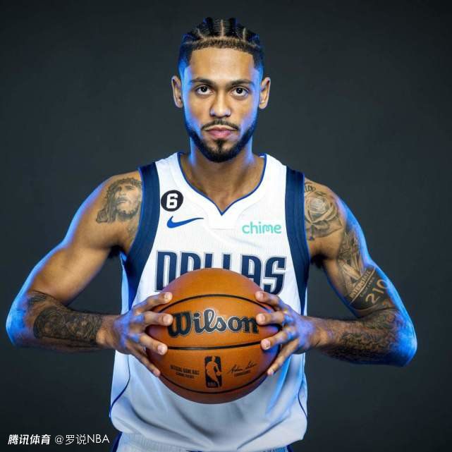 露胸美女软件